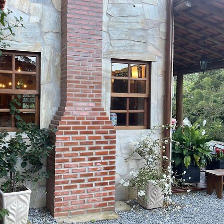 Pousada Sitio Das Pedras دومينغوس مارتينز المظهر الخارجي الصورة